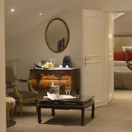 Bristol Hotel 4*